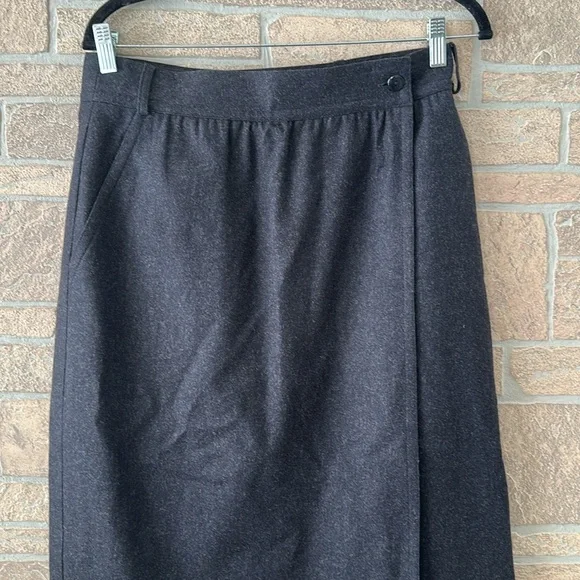 Escada Vintage Wrap Wool Midi Charcoal Gray Skirt Medium Weight Size 40(M/L) - Picture 2 of 11